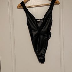 Europe And The United States New PU Reflective Patent Leather Splicing Sexy V-Neck Fashion Jumpsuit