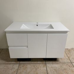 SALE ~ Modern Floating PVC Bathroom Vanity - 36 inches