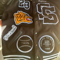Supreme Tiger Jacket Size M /2xl
