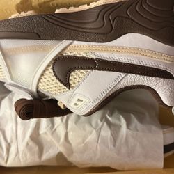 Travis Scott Size 11 