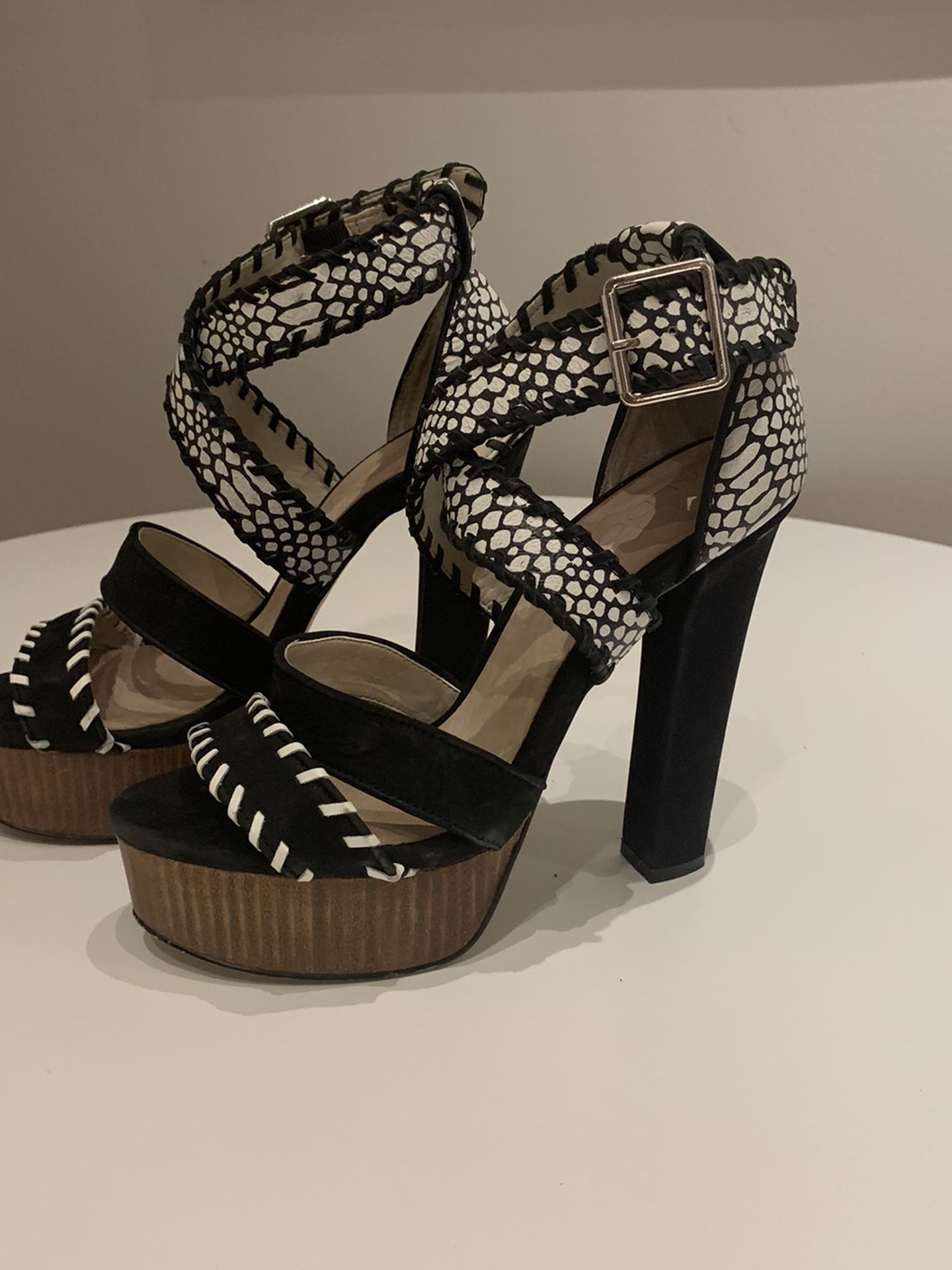 ALDO heels size 8