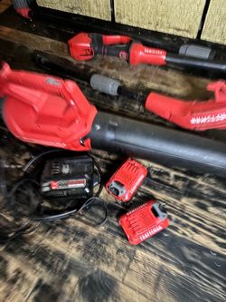 Craftsman 3 piece pole saw with battery and blower $125
