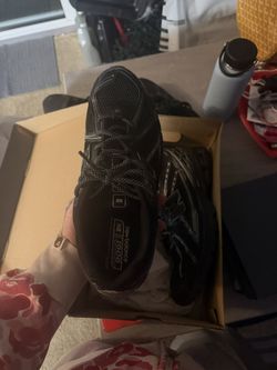 Black New Balances 