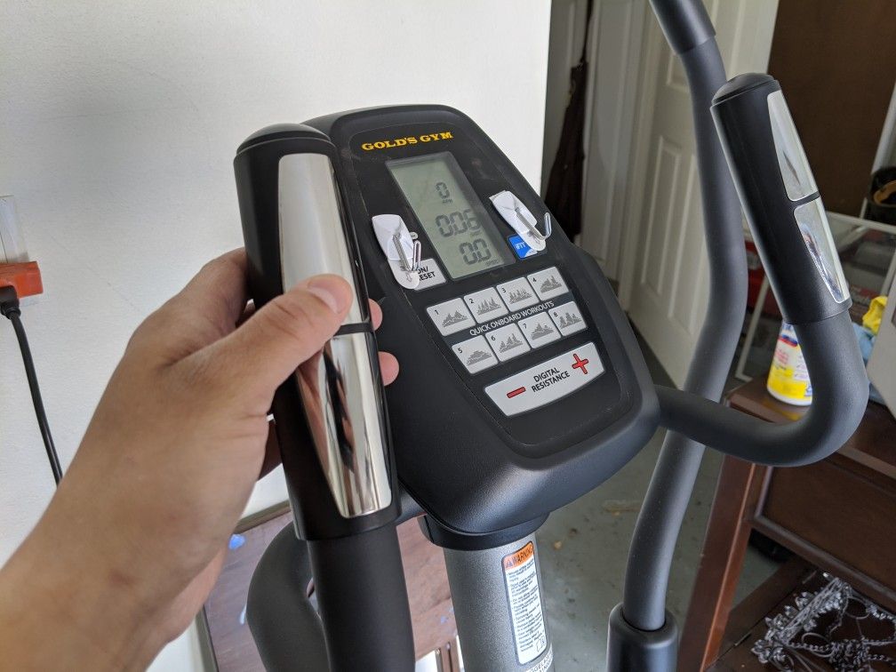 Gold's Gym elliptical!! for Sale in Rancho Cucamonga, CA OfferUp