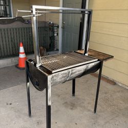 Brand new custom built santa maria bbq