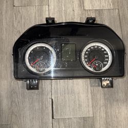 2014 Dodge RAM 1500 Speedometer Gauge Instrument Cluster P(contact info removed)1AE OEM UKN MIL
