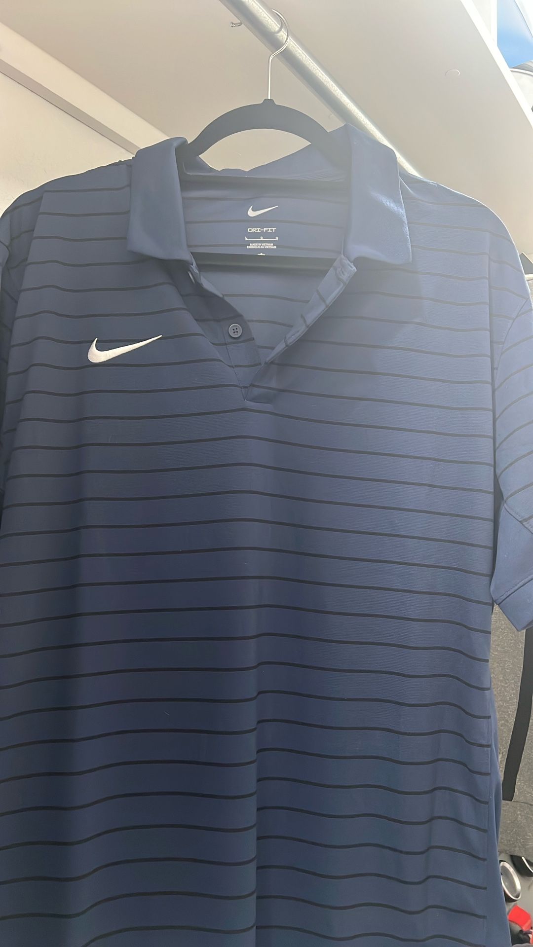 Nike Men’s Collared Shirt NWT L