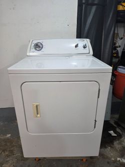 Whirlpool White Electric Washer & Dryer