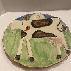 Vintage “Molde” Portugal pottery wall 3d cow plate. Holes on back. Country / Farmhouse/ cottage.