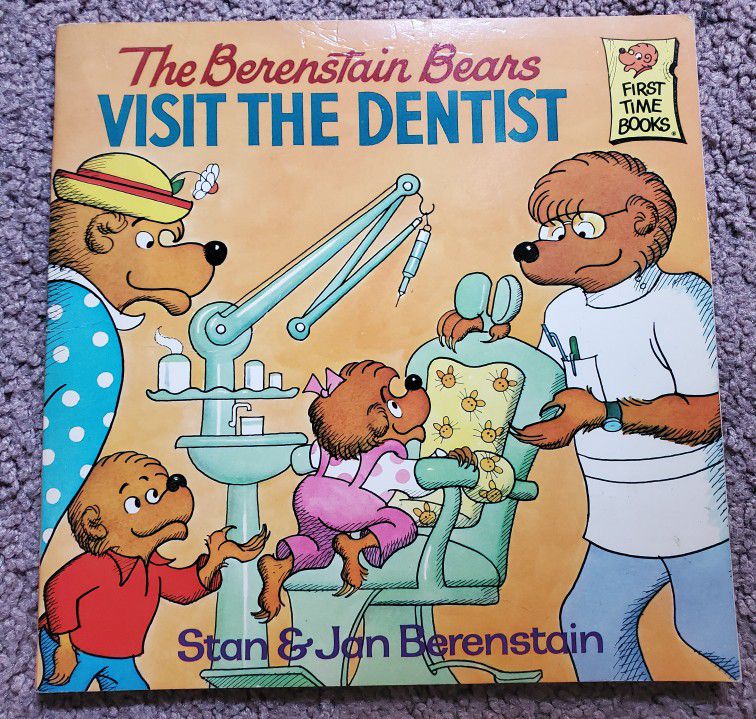 The Berenstain Bears Visit The Dentist Soft Cover 