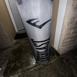 Everlast 70lb Platinum Heavy Punching Bag