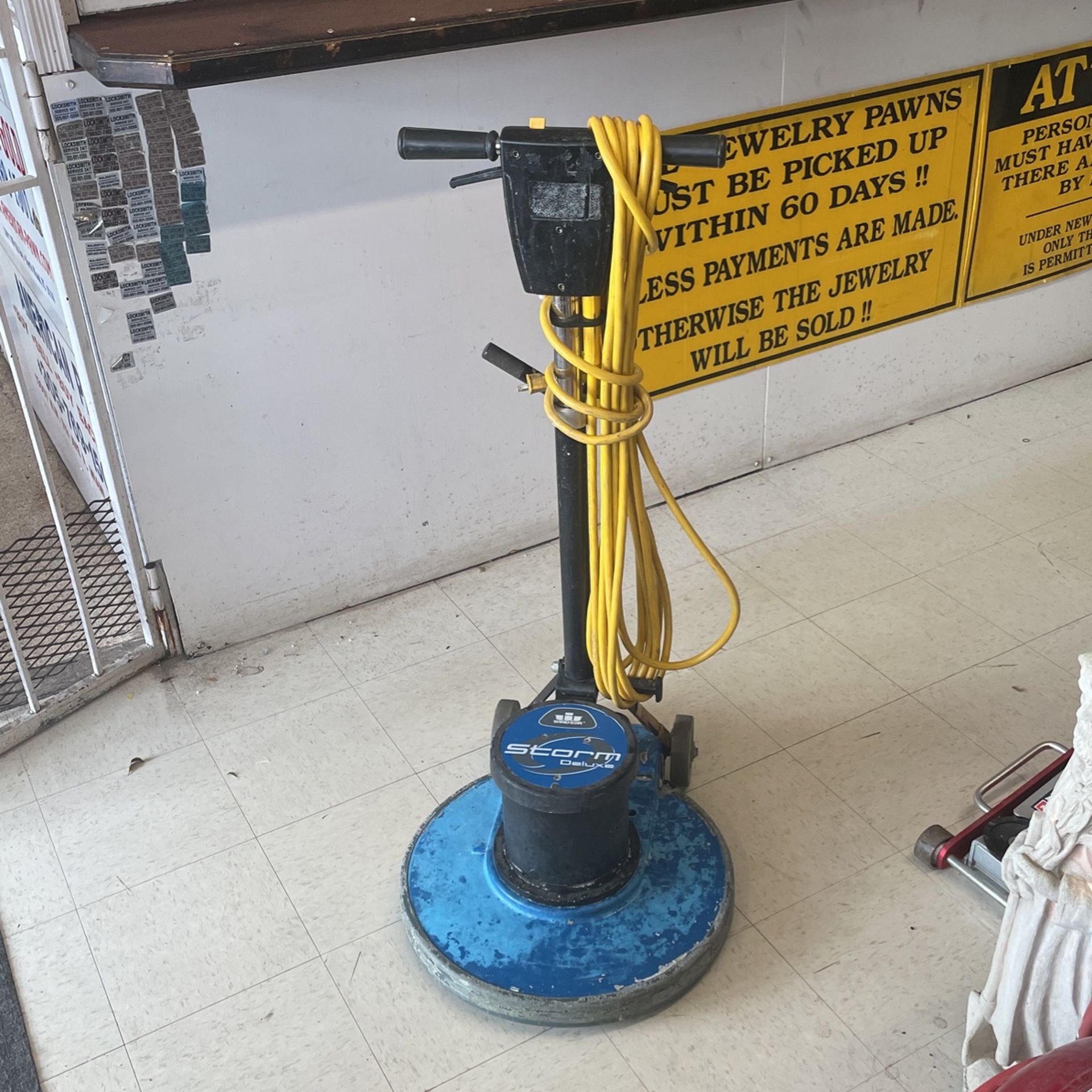 WINDSOR STORM DELUXE FLOOR SCRUBBER STRIPPER MACHINE 