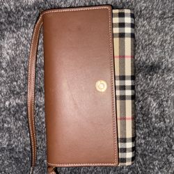 Burberry Crossbody 