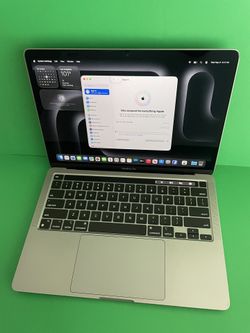 Apple MacBook Pro 13 with TouchBar (M1 chip / 2020 model) 8GB Ram 512GB powerful laptop
