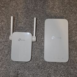 TP-Link WiFi Range Extenders – Lot of 2