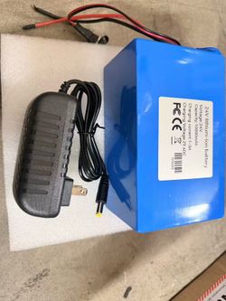 24V 10Ah Battery Pack for Ride on Toys and DIY Projects, 24V Rechargeable Lithium Battery with 29.4V 1A Charger 5.25*3.25*2.75（060）