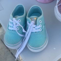 Girls Vans