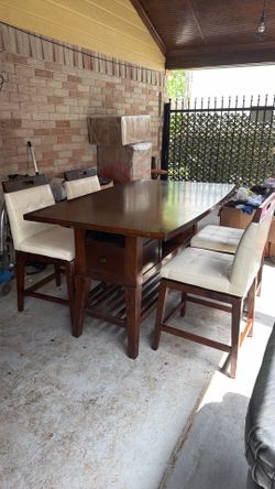 Dinner table 4 chairs