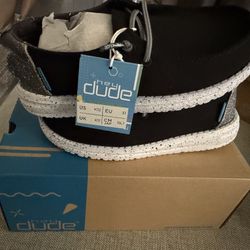 Hey Dude Shoes Size 12k
