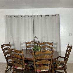 Vintage Dining Table With Extension & 6 Chairs 