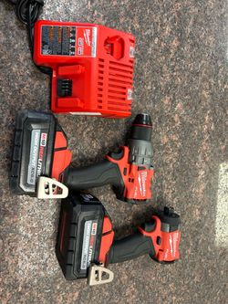 Milwaukee m18 fuel impact & hammer driver drill set