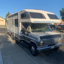 1991 Ford E350 Jamboree made by Flywood