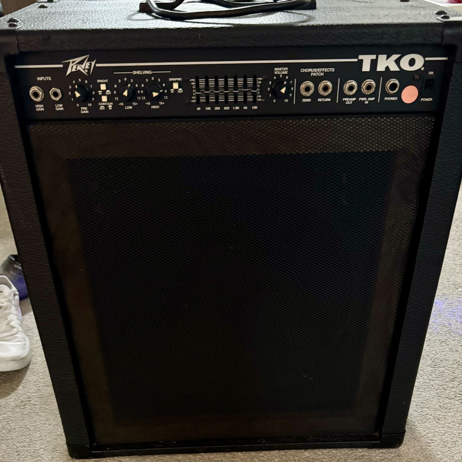 Peavey TKO 115S Bass Amp
