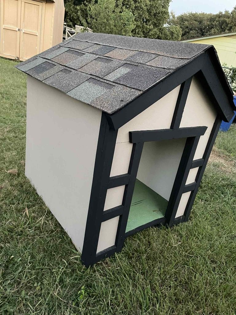 Dog House