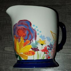 Pioneer Woman 4 Cup Measuring Pitcher