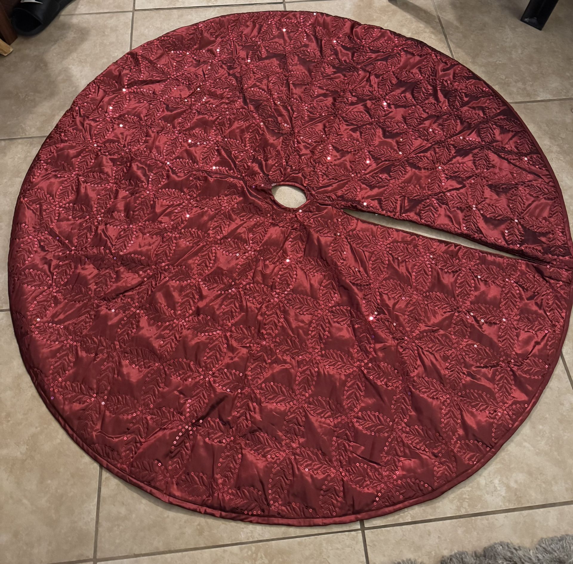 Red Sequins Tree Skirt