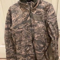 Military Cold Weather Massif Jacket And Pants Size Small ( Flame Resistant)