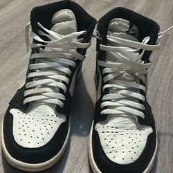 Air Jordan 1’s Mocha SIZE 10