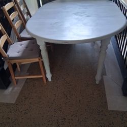 Country Style Dining Table Set