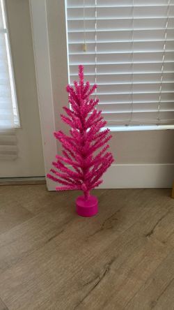 24” Pink Christmas Tree