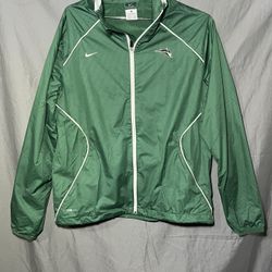 Nike XL full-zip green windbreaker jacket with Storm-FIT technology