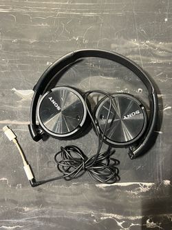 Sony Noise Cancelling Wires Headphones w/ iPhone adapter