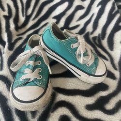 Toddler Size 4 Converse 