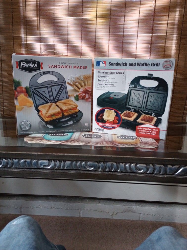 Two Brand New Sandwich Makers One Make Sandwiches And The Other Makes Sandwiches And Waffles Brand New Condition Never Used