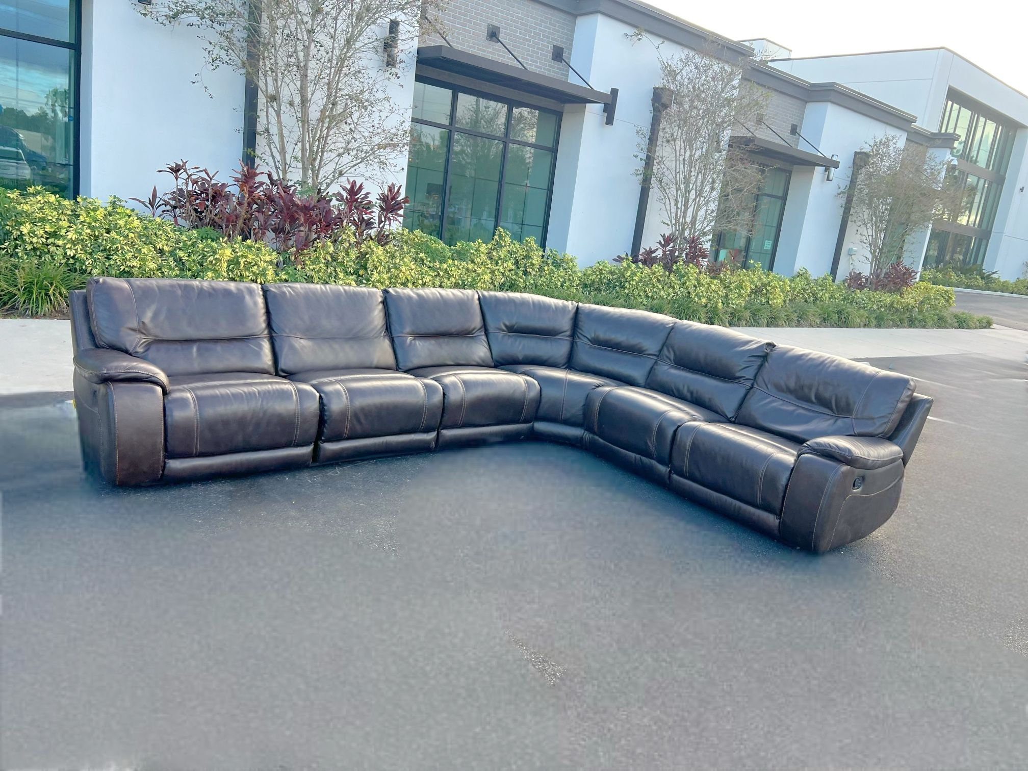 Power Reclining Sectional