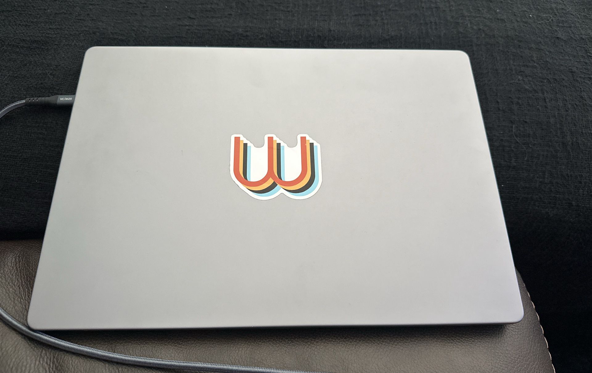 2021 MacBook Pro 16 Inch M1 Max 1TB 32 GB Ram