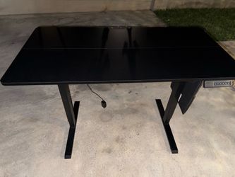Standing Desk -Black
