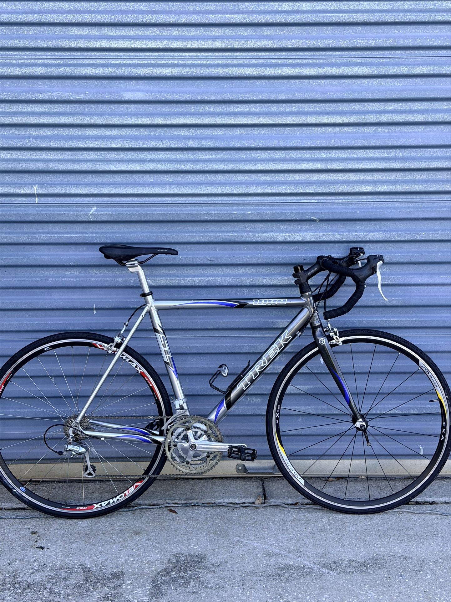 Trek 1000 Road Bike 56cm