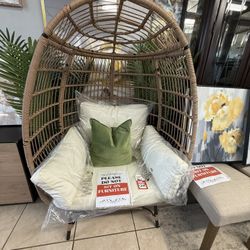 Brand New Outdoor Patio Egg Chair 