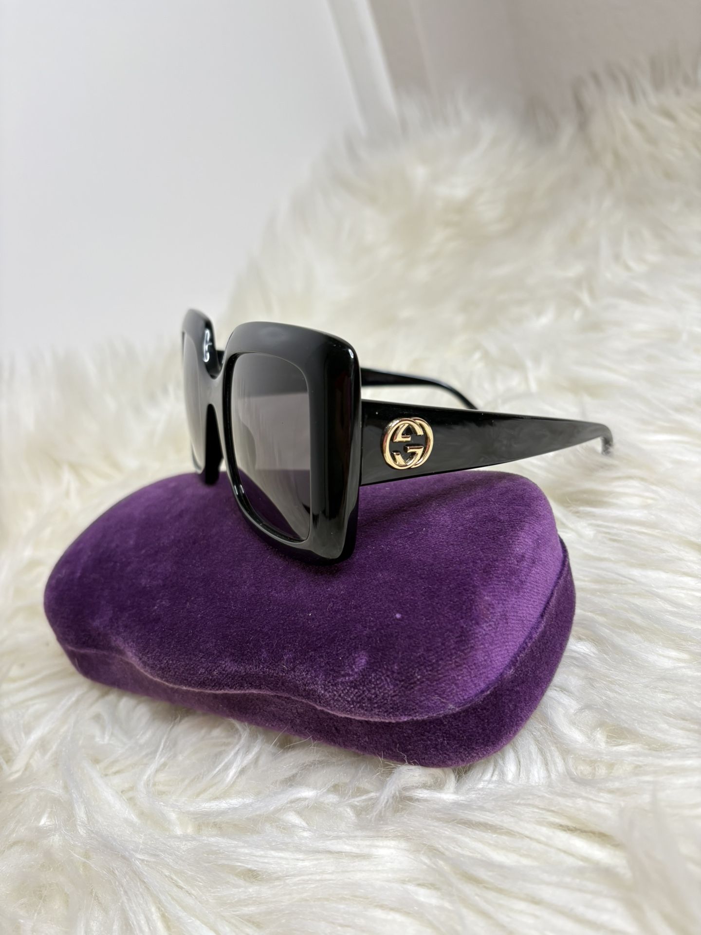 Gucci Oversized sunglasses