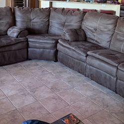 Couch Truman Sectional 