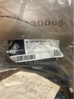 New Mercedes-Benz electrical wiring harness  A 167 540 58 37