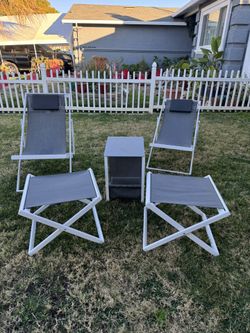 Front Or Back Yard Set