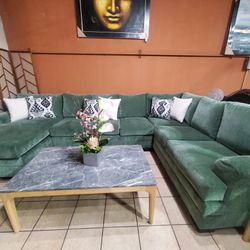 Sectional Couch 