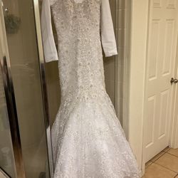 ALLURE COUTURE Wedding DRESS Fits Size 8 
