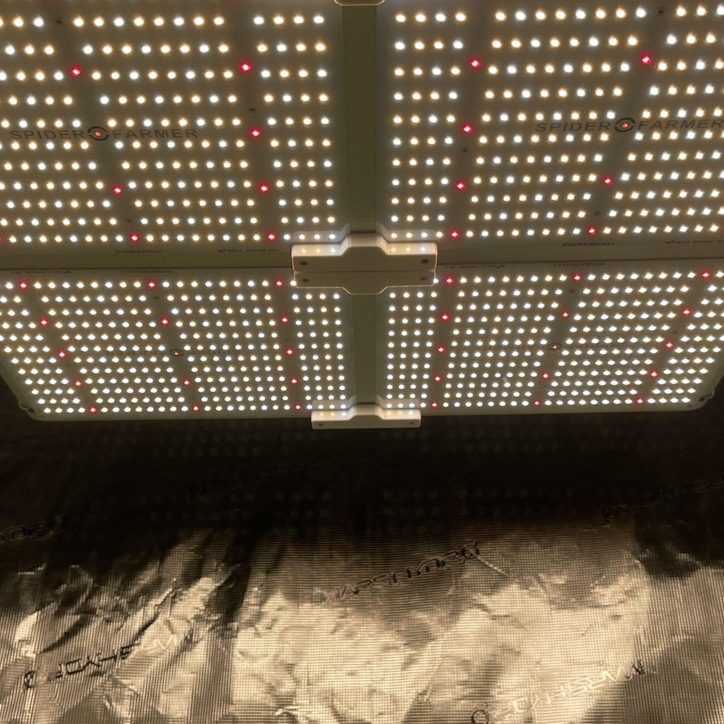 Spider Farmers Sf4000 Led Grow Light